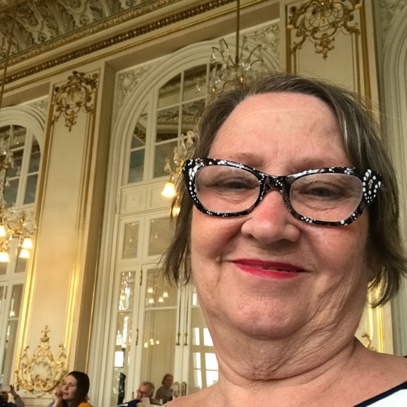 Meet your Posher, Bren - Picture 1 of 1